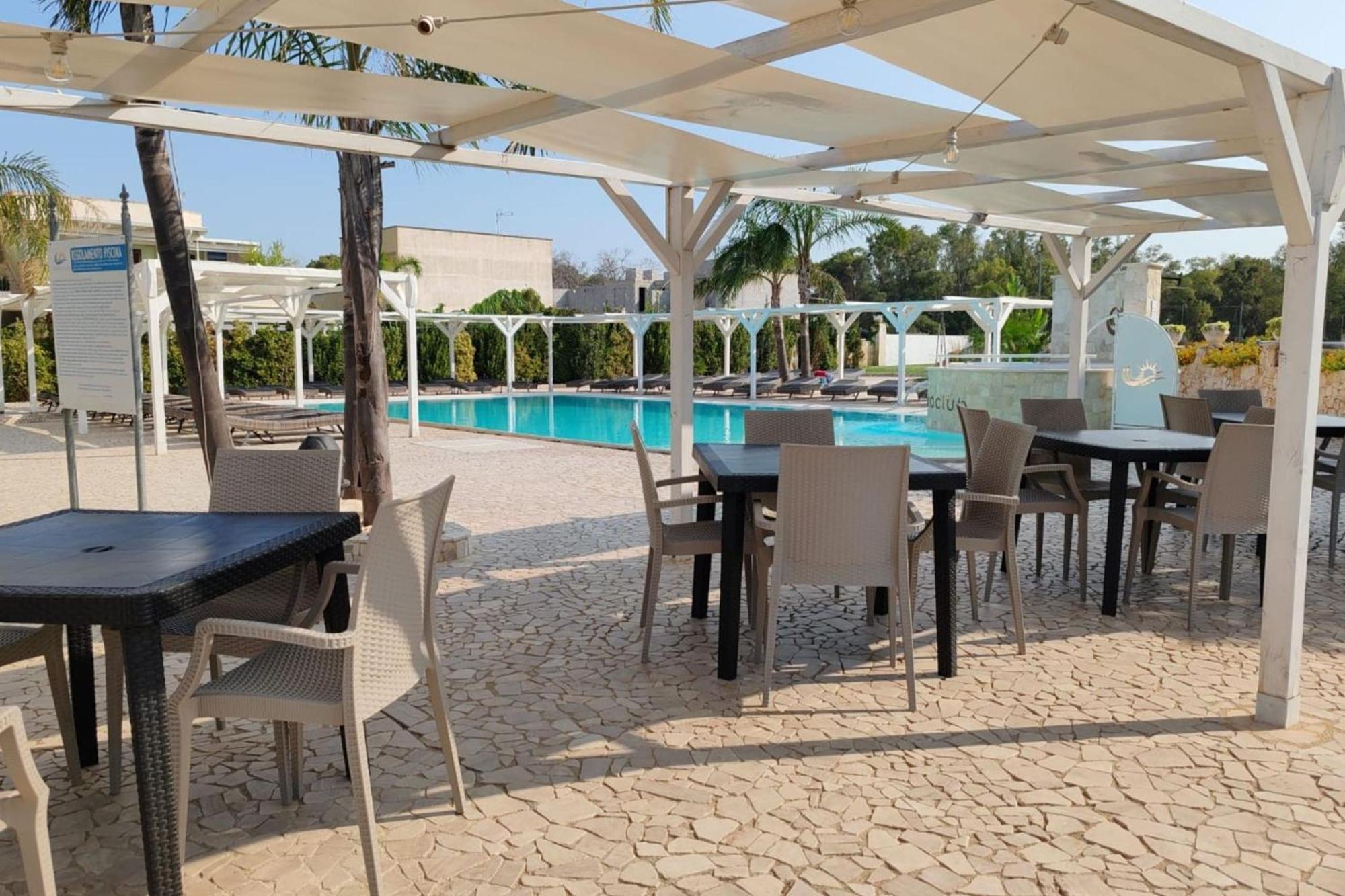 Pino Resort With Shared Pool Torre Lapillo Ngoại thất bức ảnh